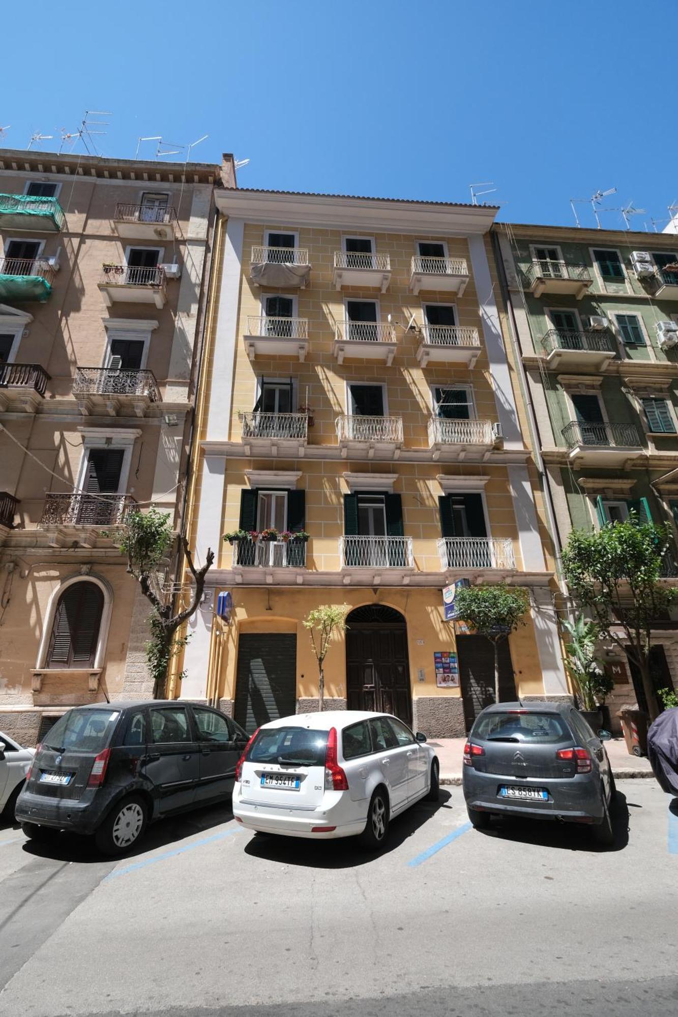 Il Poggiolo Fiorito Hotel Taranto Exterior photo